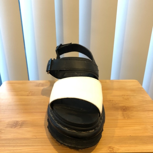 Dr Martins, Women’s Voss Sandals, size 39 - Picture 2 of 9